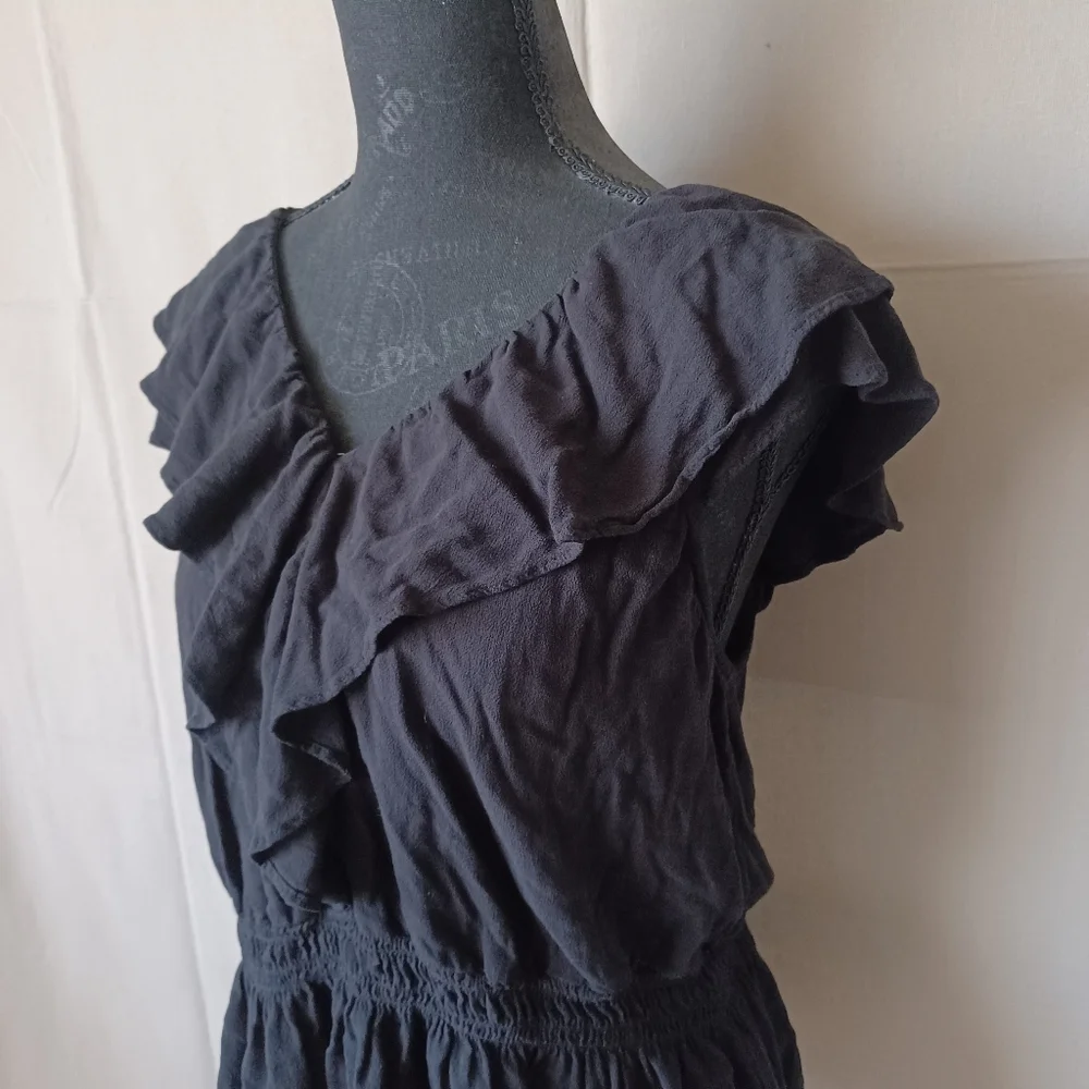 DONATING SOON!Old Navy Ruffle Top - Picture 2 of 5